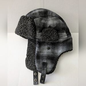 Swiss Tech Mens Trapper Hat Gray Black